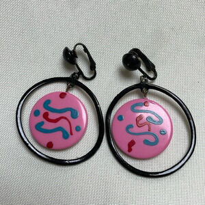 Vintage 1980s punk, funk clip dangly earrings. Black, pink, blue, red, circles.